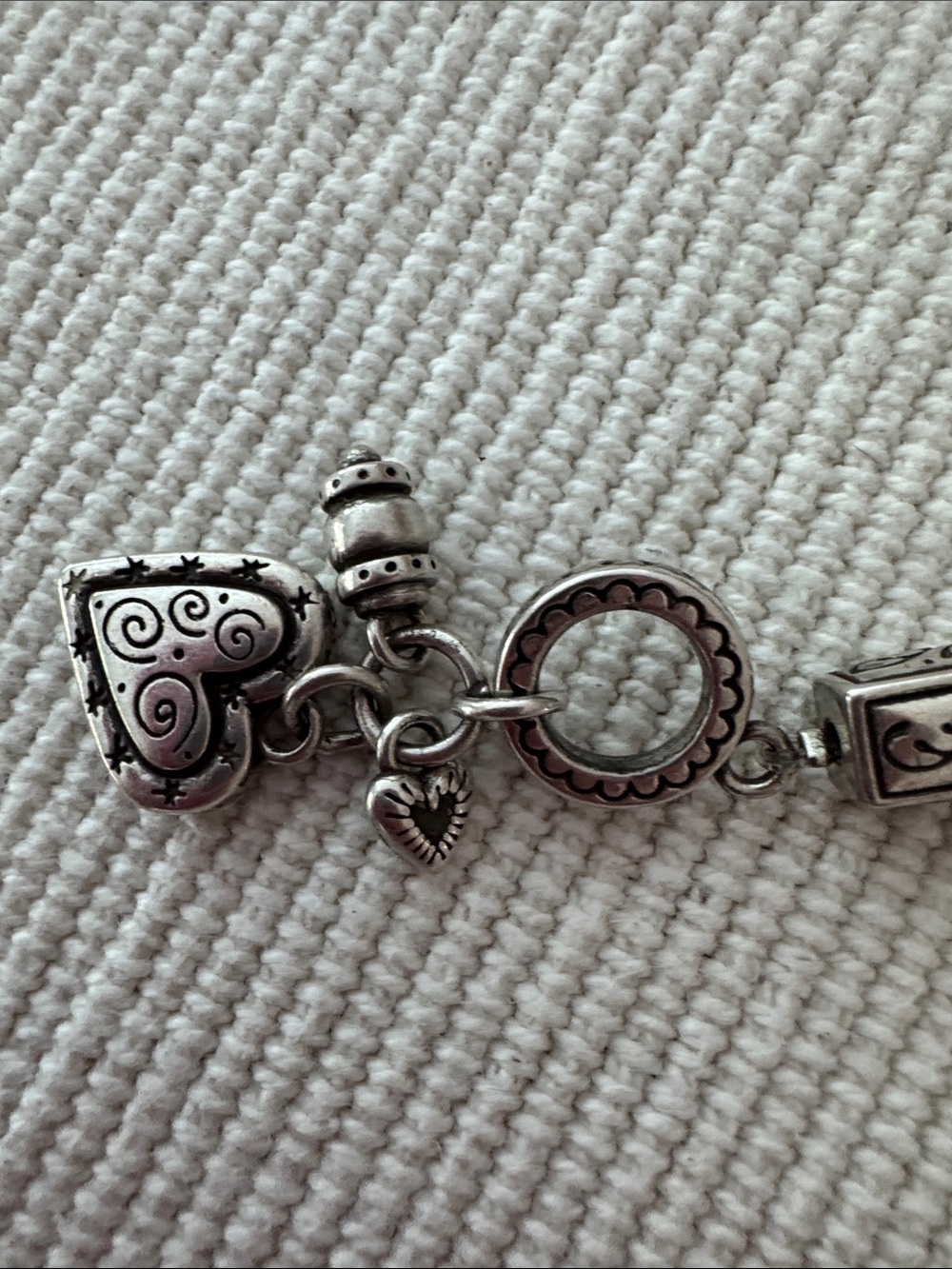 Green Beaded Silver-Accent Bracelet with Heart Charm - Picture 10 of 11